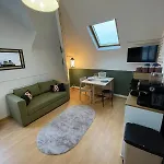 Un Cocon Au Presbytere Avec Place De Parking Voiture Gratuite Caen
