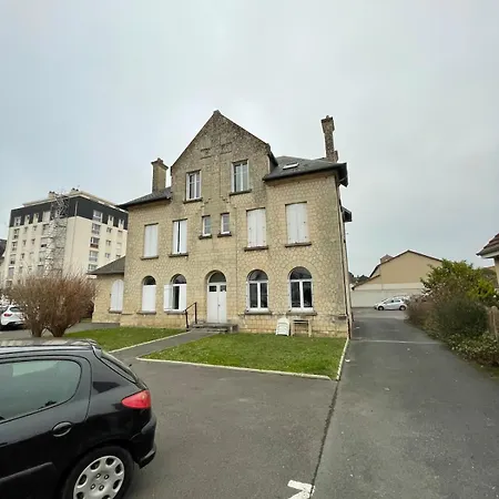 Un Cocon Au Presbytère Avec Place De Parking Voiture Gratuite Caen