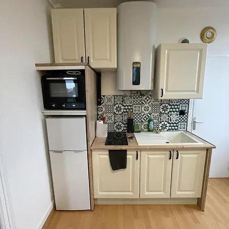 Un Cocon Au Presbytere Avec Place De Parking Voiture Gratuite Apartment
