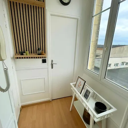 Apartment Un Cocon Au Presbytere Avec Place De Parking Voiture Gratuite