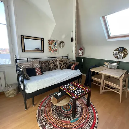 Un Cocon Au Presbytere Avec Place De Parking Voiture Gratuite *