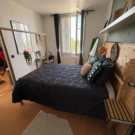 Apartment Un Cocon Au Presbytere Avec Place De Parking Voiture Gratuite