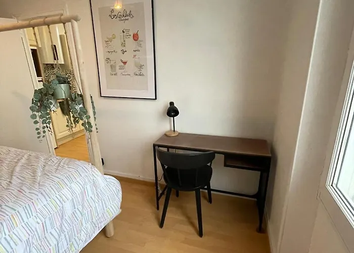 Un Cocon Au Presbytere Avec Place De Parking Voiture Gratuite Apartmán *