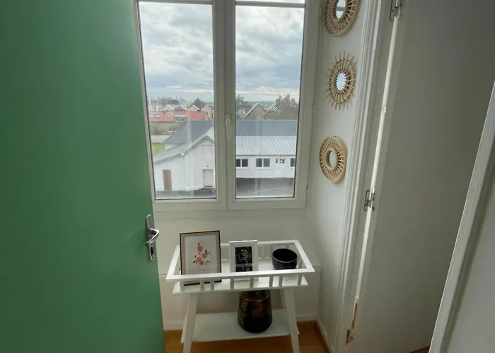 Un Cocon Au Presbytere Avec Place De Parking Voiture Gratuite Apartmán